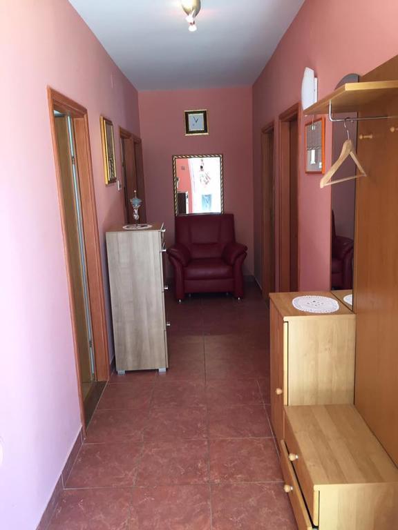 Apartament Mane *