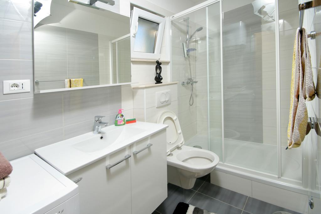 Apartment Apartmani Mane *