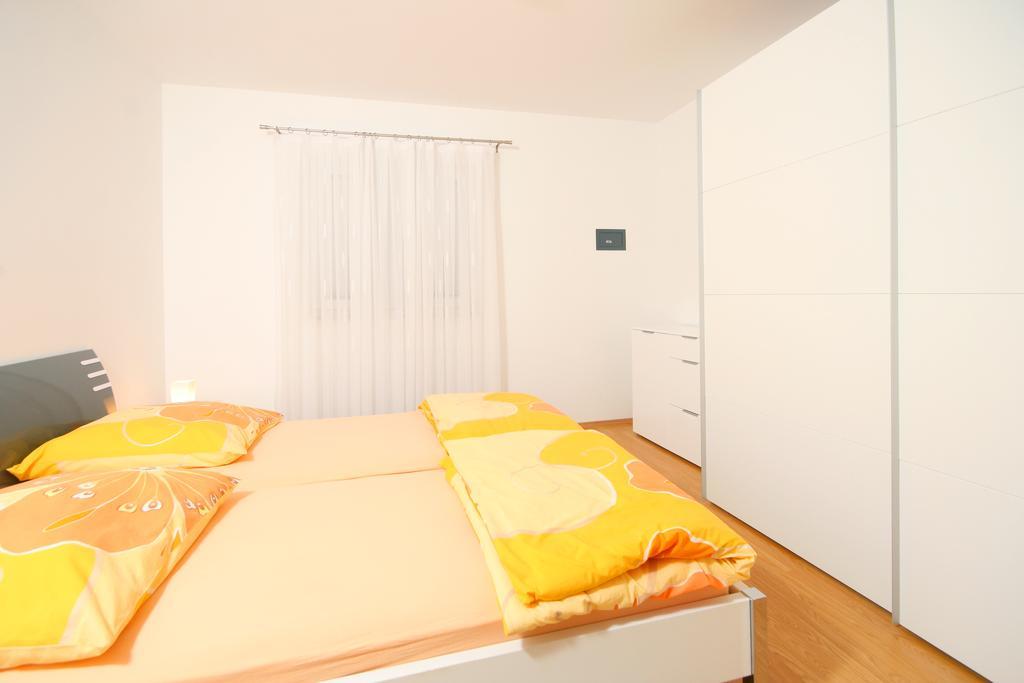 Apartment Apartmani Mane *