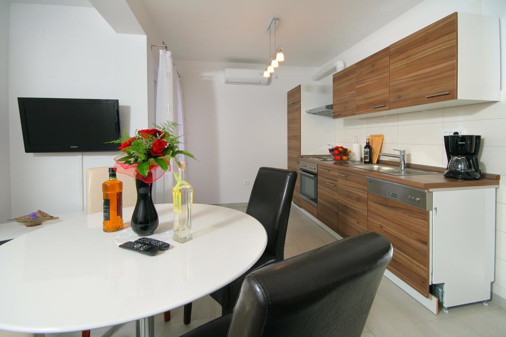 Apartment Apartmani Mane Trogir
